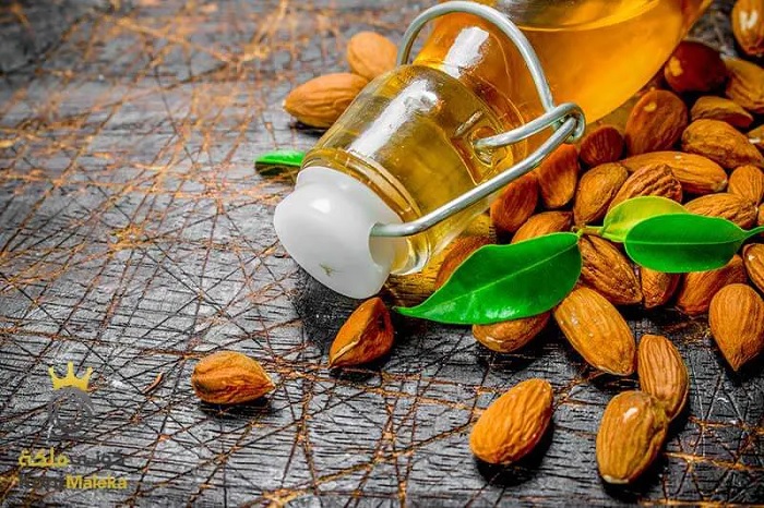 فوائد زيت اللوز للهاﻻت السودة